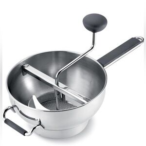 Cuisipro Deluxe Food Mill with 3 Interchangeable Disks New in box